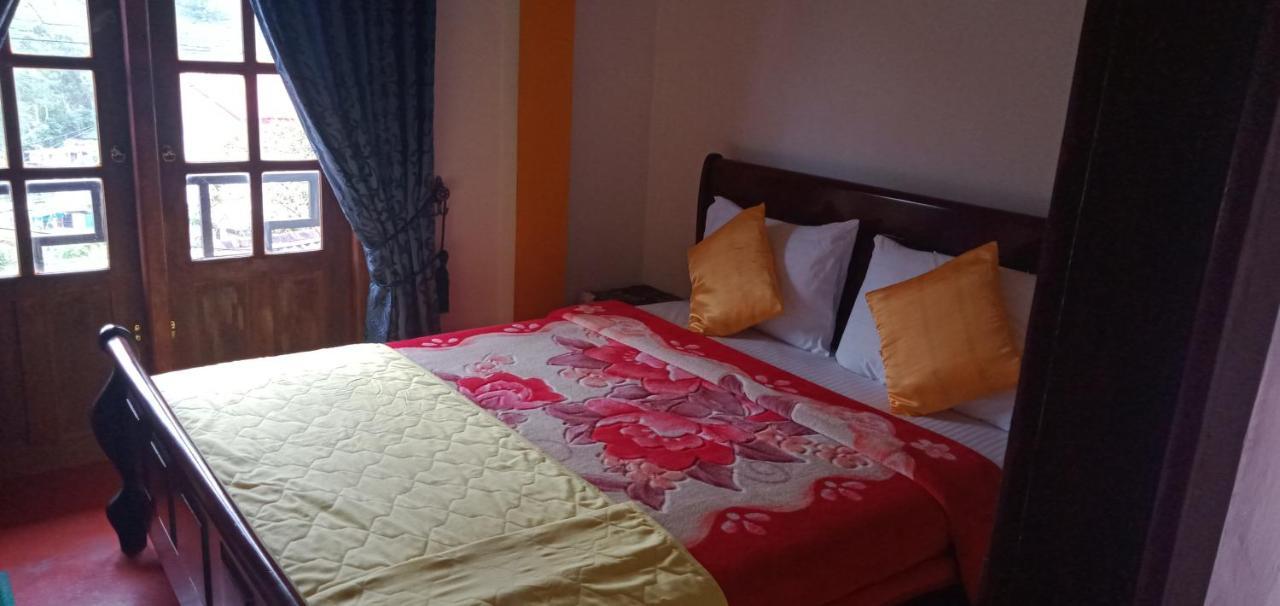 The Train View Bed & Breakfast Nuwara Eliya Exterior foto