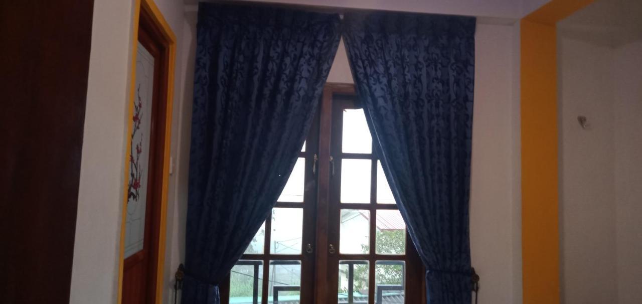 The Train View Bed & Breakfast Nuwara Eliya Exterior foto