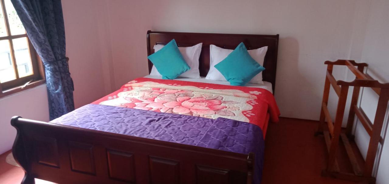 The Train View Bed & Breakfast Nuwara Eliya Exterior foto