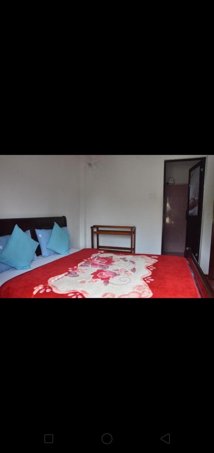 The Train View Bed & Breakfast Nuwara Eliya Exterior foto