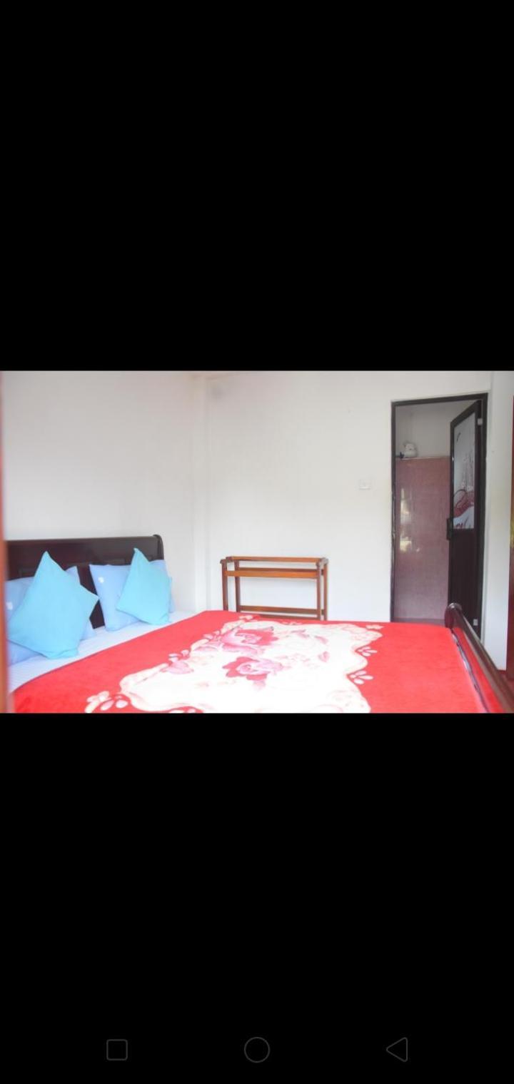 The Train View Bed & Breakfast Nuwara Eliya Exterior foto
