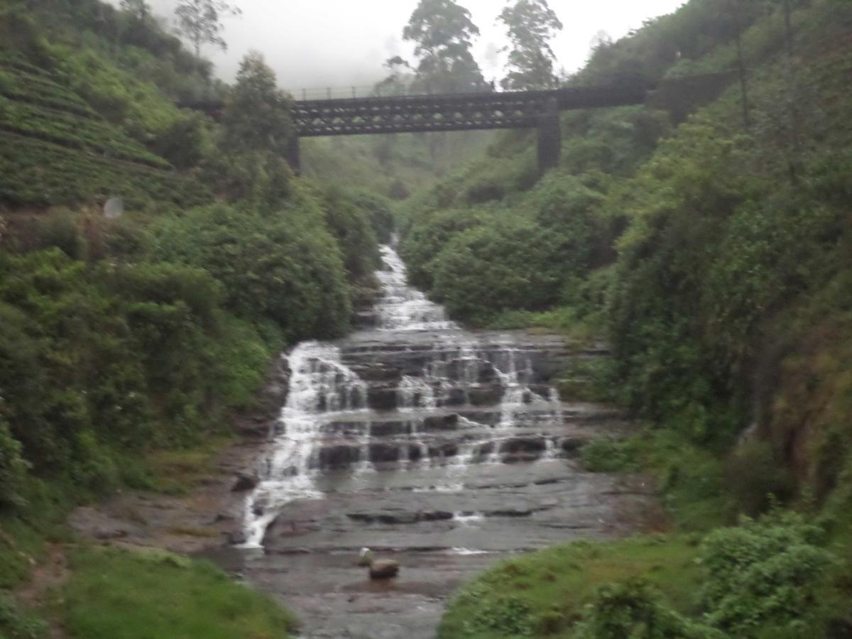 The Train View Bed & Breakfast Nuwara Eliya Exterior foto