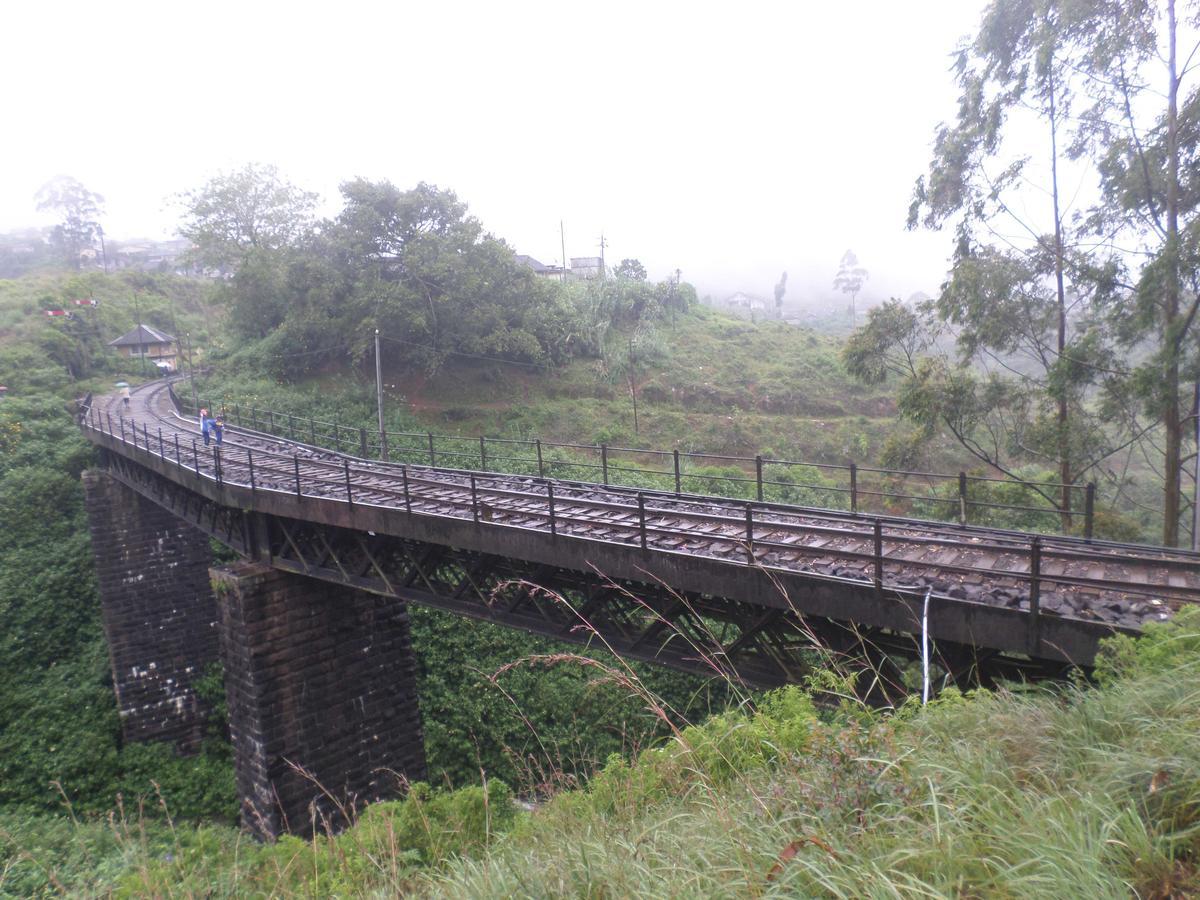 The Train View Bed & Breakfast Nuwara Eliya Exterior foto