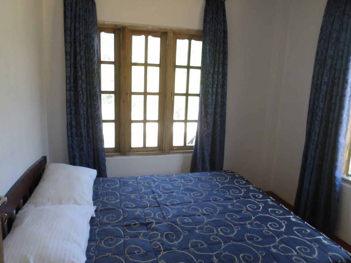 The Train View Bed & Breakfast Nuwara Eliya Exterior foto