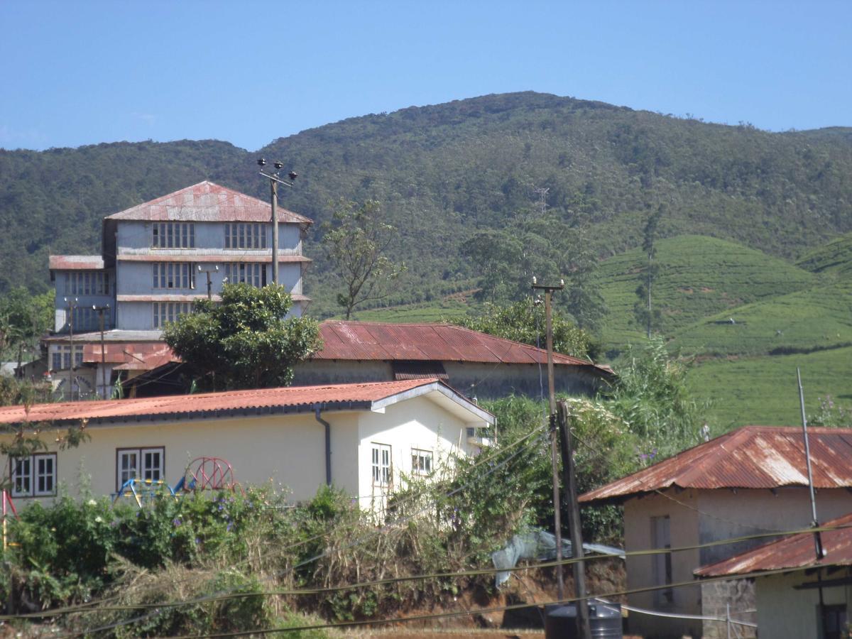 The Train View Bed & Breakfast Nuwara Eliya Exterior foto