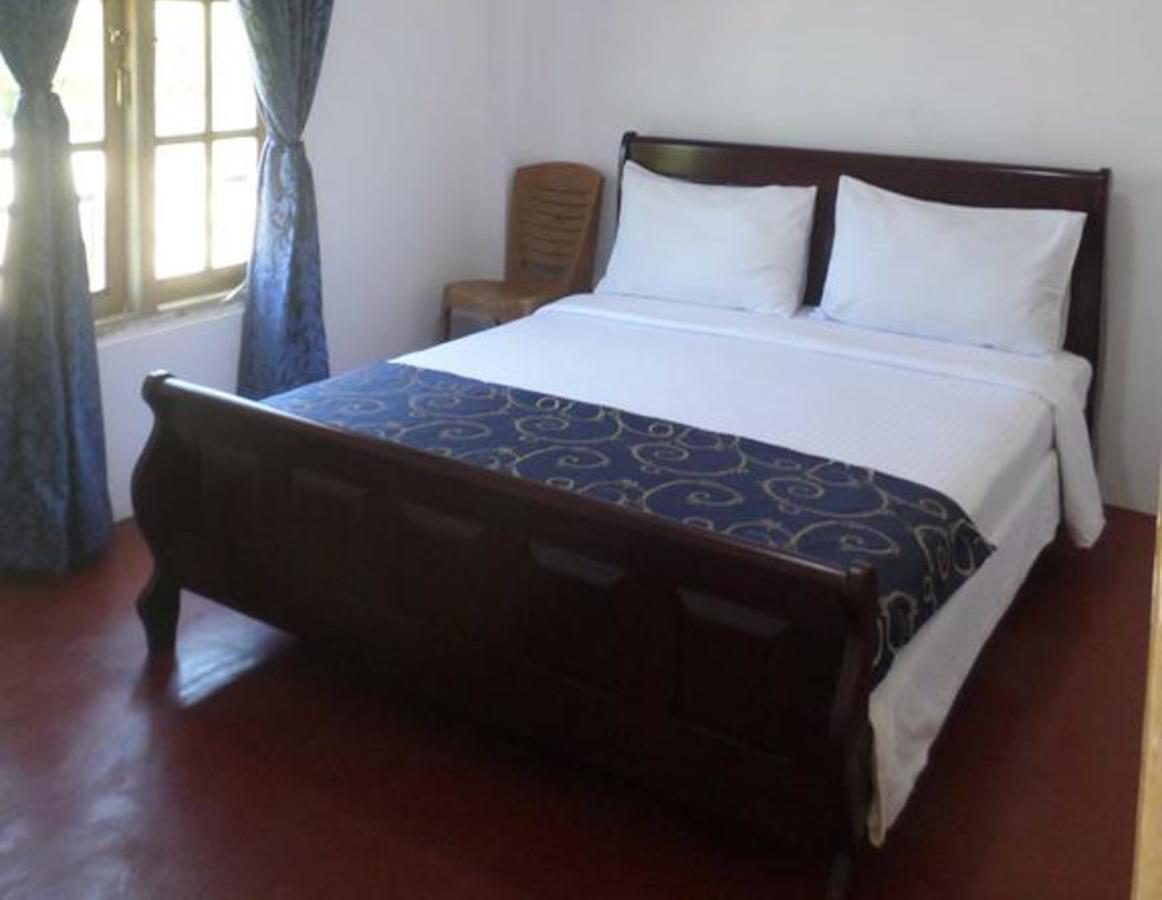 The Train View Bed & Breakfast Nuwara Eliya Exterior foto